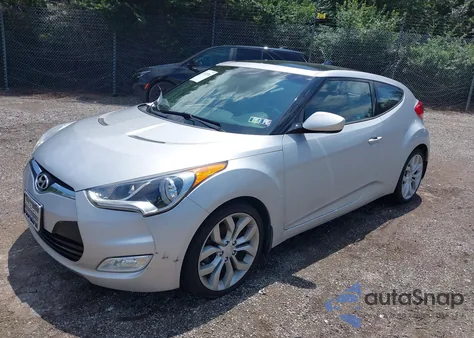 2013 Hyundai Veloster Base W/Black from USA, damaged, VIN KMHTC6AD0DU120996